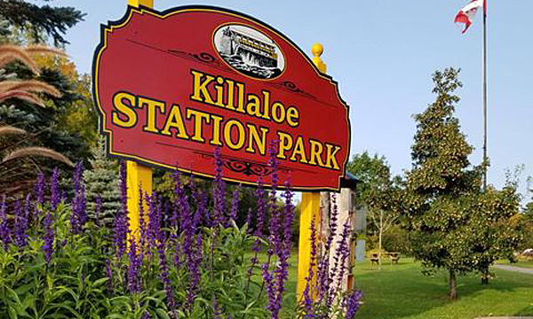  Station Park Sign